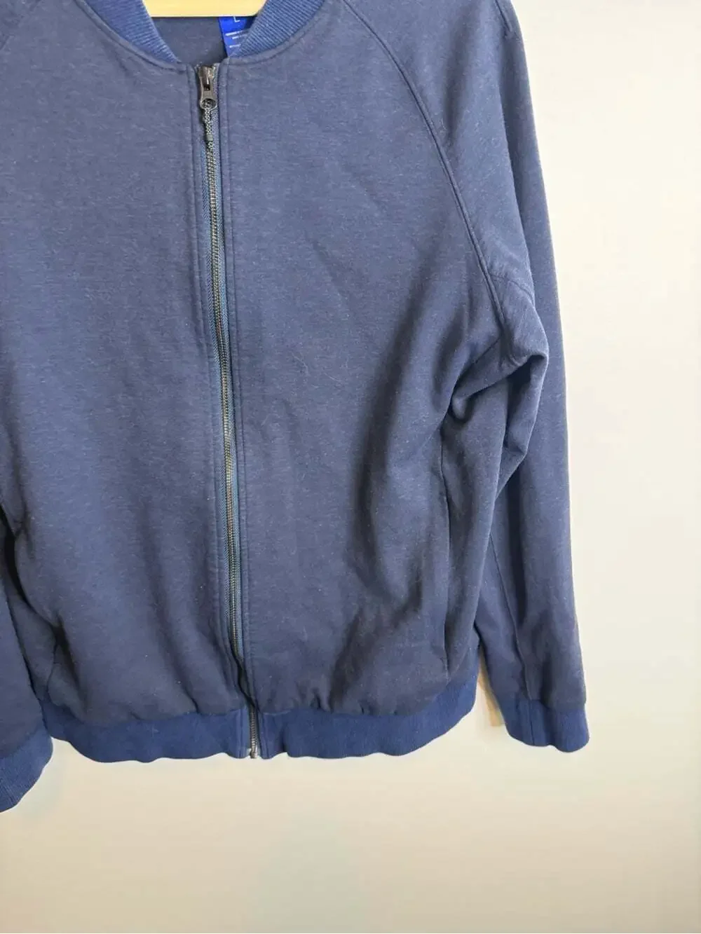 Kit and Ace lightweight zip